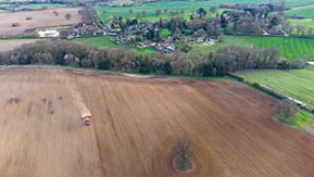 Case Quadtrac & Väderstad Rapid 8m Drill: Phill working 'The Hills' - a field near Lyndon village.